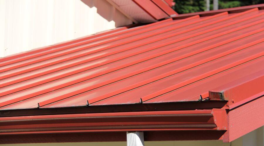 Roof Gutter Cleaning in Aurora, IA